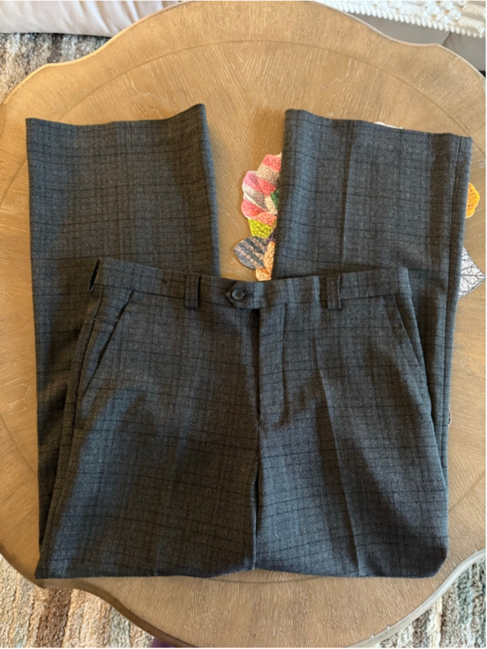 Carrie & Cannie Gray Plaid Trousers Women's - Picture 9 of 10